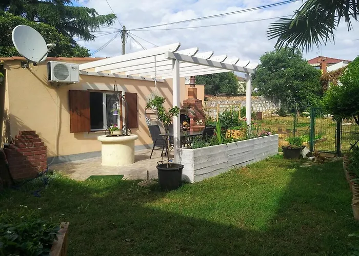 Anica With Parking Apartament Rovinj