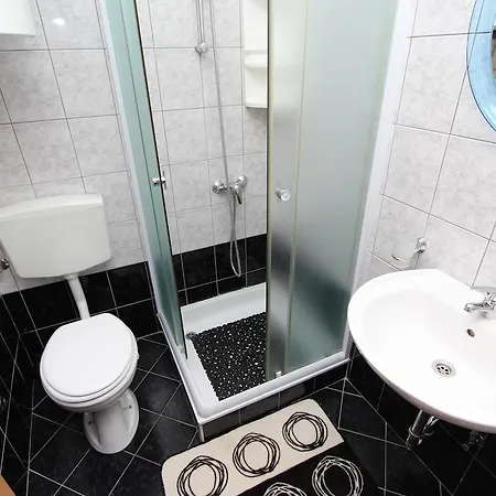 Apartment Anica With Parking Rovinj